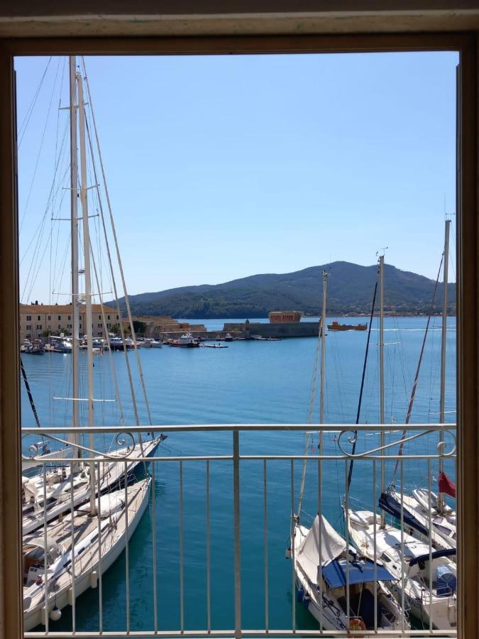 Monolocale La Darsena Daire Portoferraio Dış mekan fotoğraf