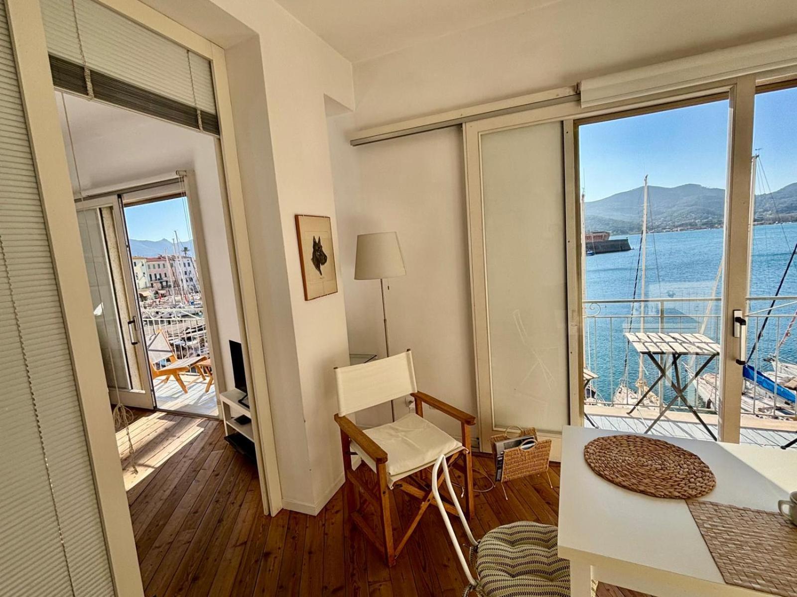 Monolocale La Darsena Daire Portoferraio Dış mekan fotoğraf